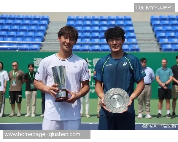 TES重塑辉煌之路:从挑战到巅峰的世界大师赛特别报道